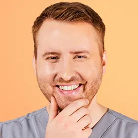 Dr n. med. Paweł Piotrów - Urolog i Androlog